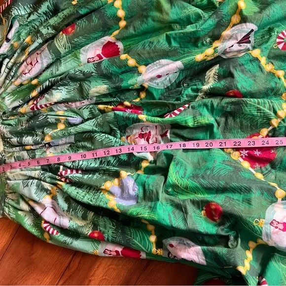 Light up Christmas skirt - Picture 12 of 14